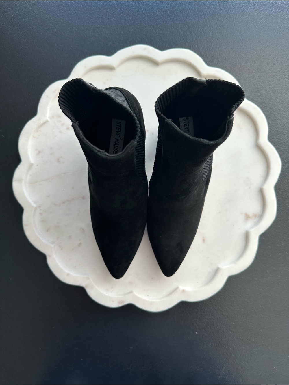 Women’s Steve Madden Black Suede Pointed Toe Sock Booties Size 7.5